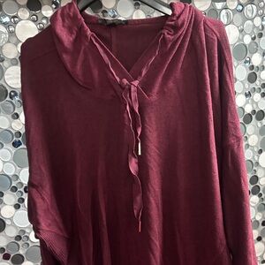 Casual Burgundy Hooded Sweatshirt